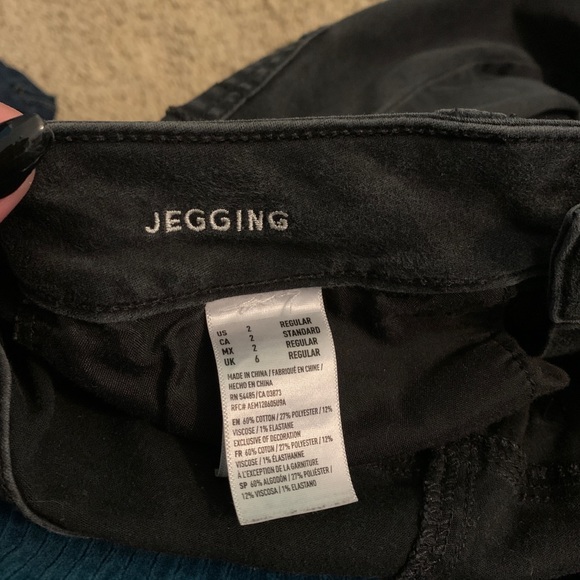 American Eagle jeans - Picture 3 of 3